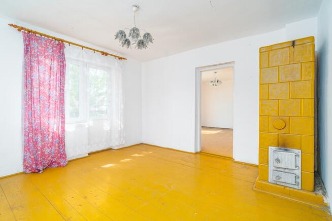 Słoneczny dom położony w spokojnej okolicy - Narol