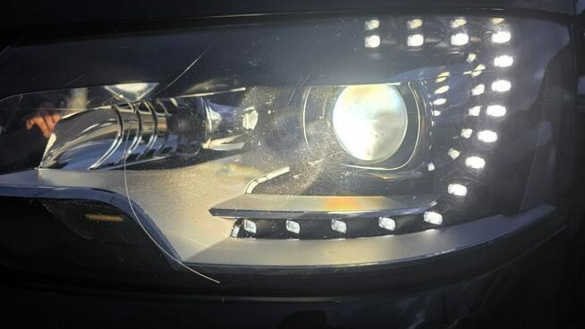 Volkswagen Multivan highline lodówka vebasto stolik elektryczne drzwi