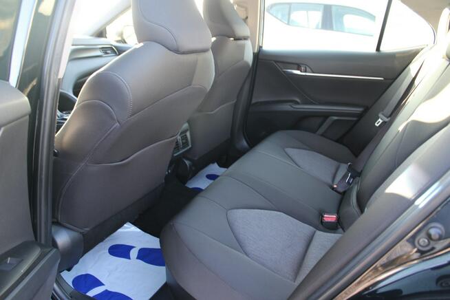 Toyota Camry 2.5 Hybrid e-CTV Comfort F-vat Kamera Gwarancja