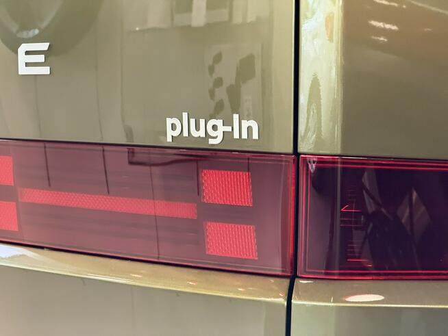 Hyundai Santa Fe 6AT 4WD PHEV wersja Platinum + Tech 5os. - dostępny od ręki