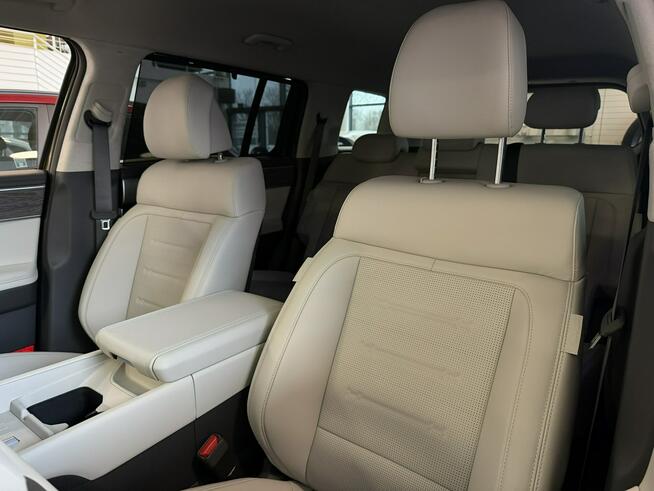 Hyundai Santa Fe 6AT 4WD PHEV wersja Platinum + Tech 5os. - dostępny od ręki