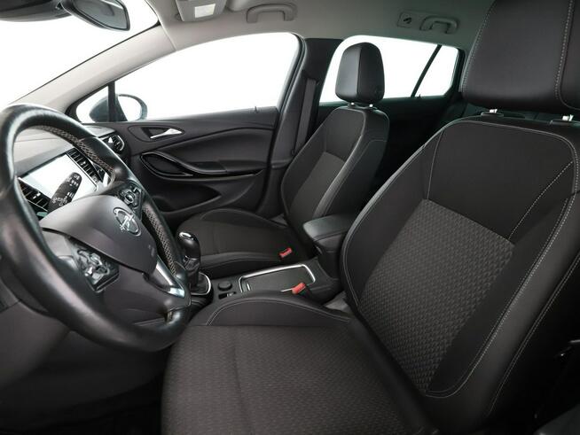 Opel Astra Kamera, Aut.klima, Navi, Podg.fotele, Bluetooth