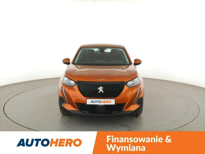 Peugeot 2008 klima auto full LED czujniki parkowania multifunkcja