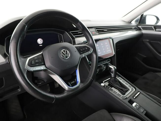 Volkswagen Passat 1.4GTE Automat Navi ACC Virtual GrzaneFotele Ergo Alcantara Kamera LED