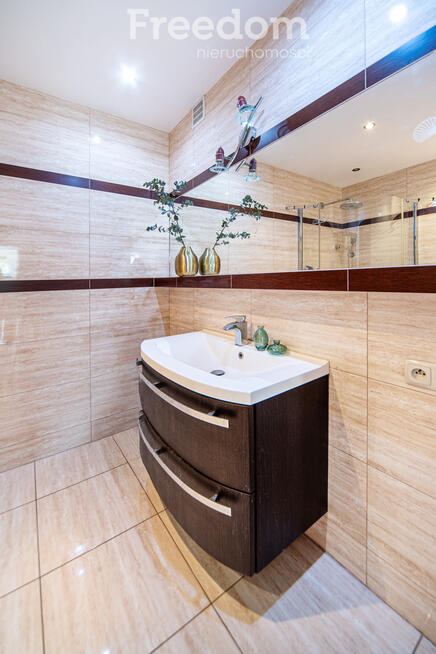 Komfortowy dom z widokiem na las