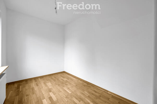 Segment skrajny; Warszawa, Włochy ul. Denarowa