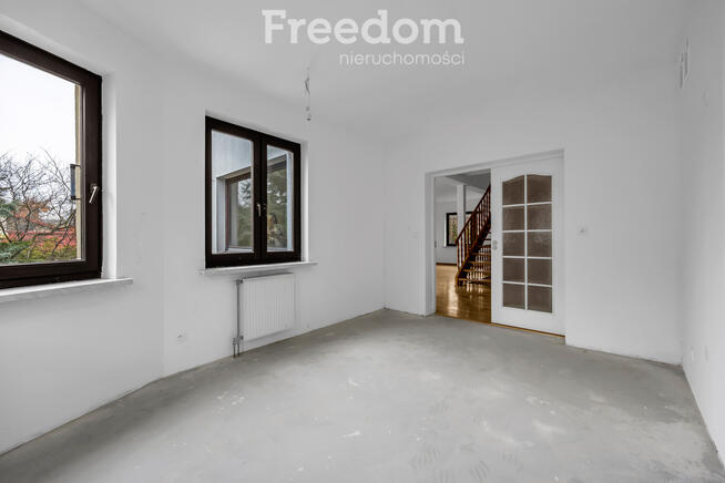 Segment skrajny; Warszawa, Włochy ul. Denarowa