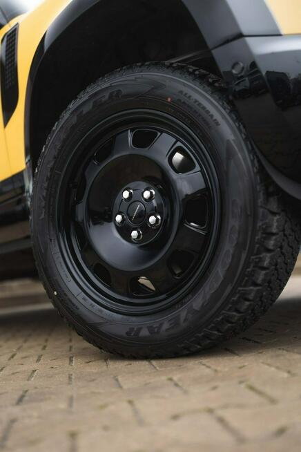 Defender Trophy 3.0D I6 350Km leasing od 101,5% + ubezpieczenie za 1%