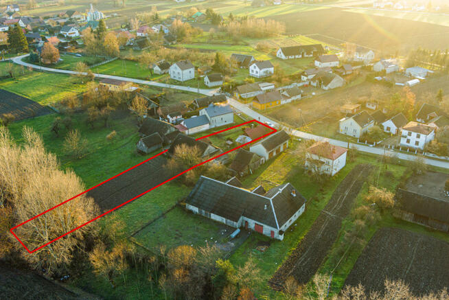 Dom i bydunek gospodarczy- Marcinkowice gm. Radłów