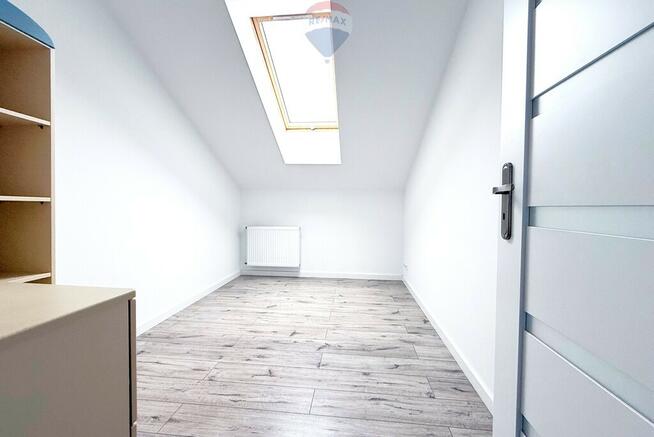 CICHE, DWUPOZIOMOWE – 25 MINUT OD PAŁACU KULTURY