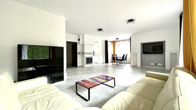 Dom Tyniec Mały gm. Kobierzyce, Dębowa