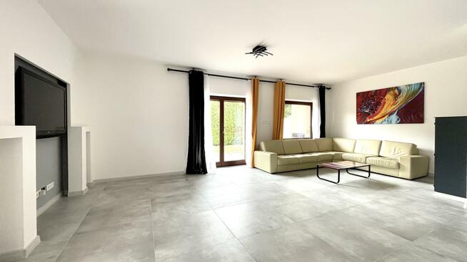 Dom Tyniec Mały gm. Kobierzyce, Dębowa