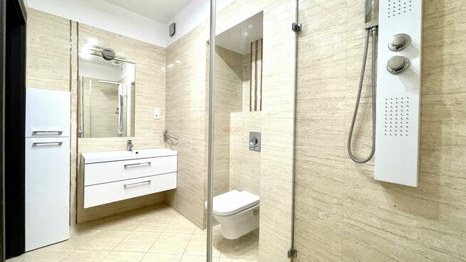 Dom Tyniec Mały gm. Kobierzyce, Dębowa