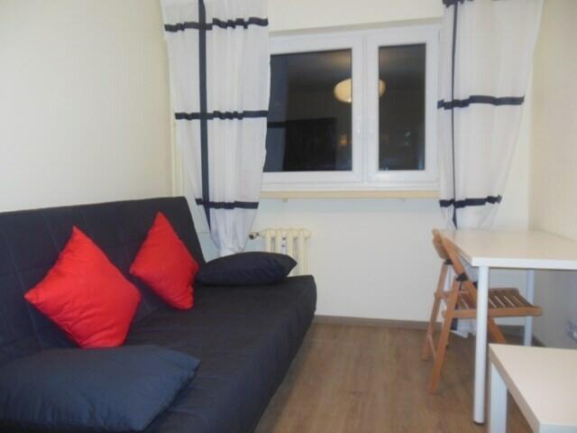 Rozkładowe 2 pokoje- Okińskiego 8, Ochota