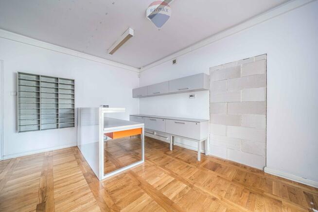 Dom na biura, kancelarie