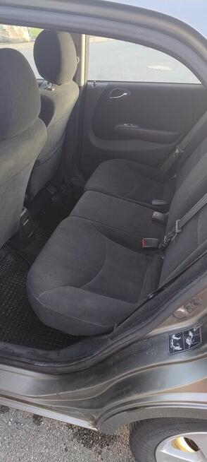 Honda City 1.3 benzyna 83 KM 2008 r