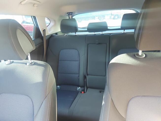 sprzedam samochód osobowy SUV Hundai Tucson 1,6