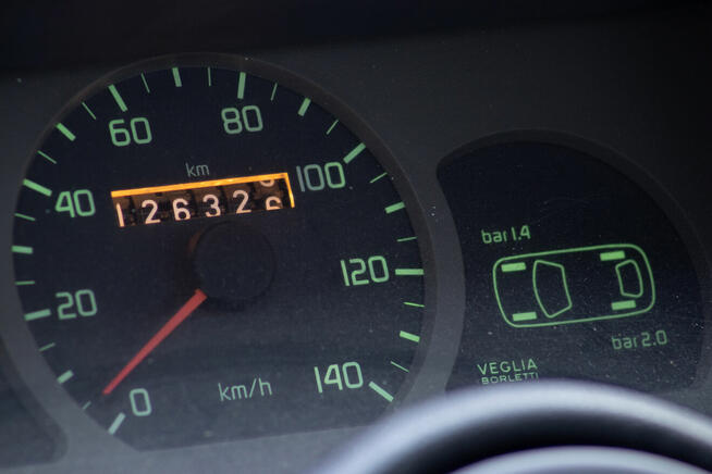 Maluch Fiat 126p Elegant