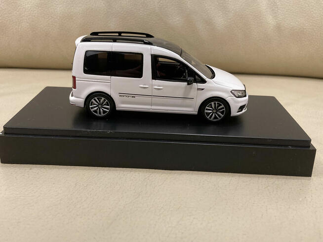 Spark VOLKSWAGEN CADDY 35 Limited 1:43