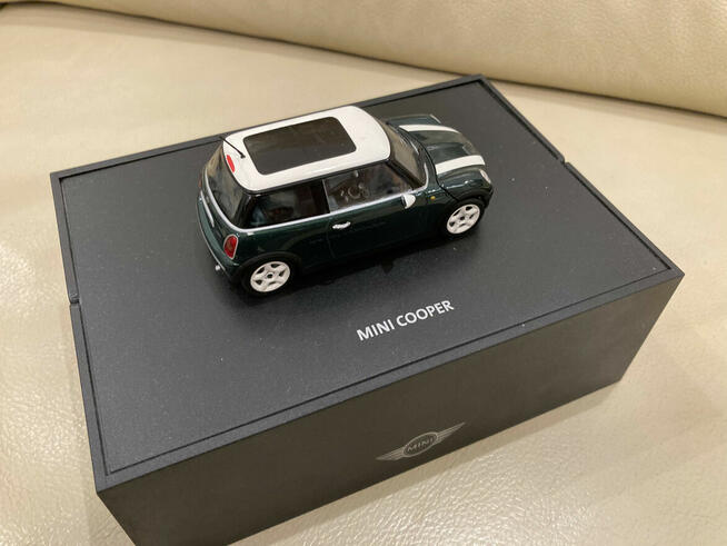 Minichamps MINI COOPER Edycja dilerska 1:43