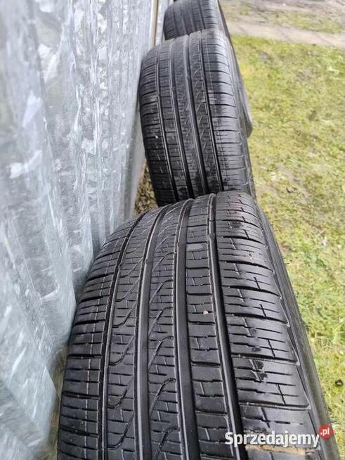 Opony Pirelli wielosezonowe 225/40/19