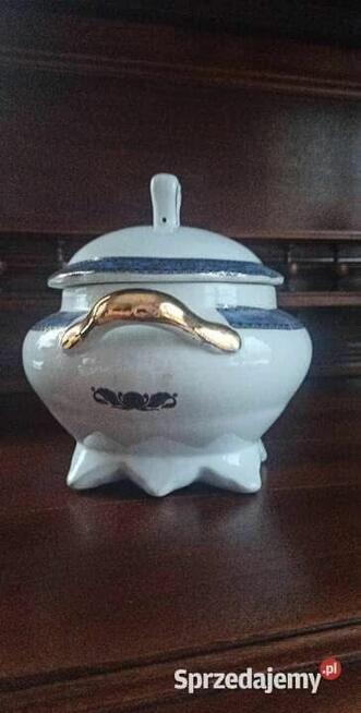 Waza na stopach. Z aniołkami.