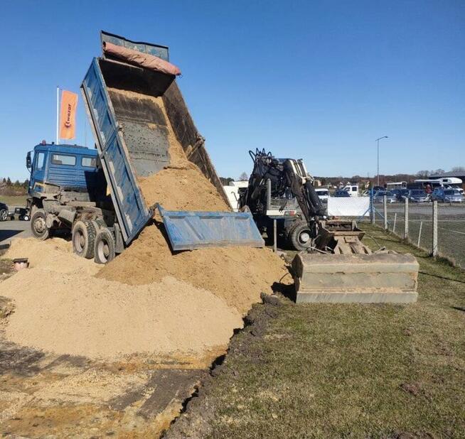 Roboty ziemne- Równanie i niwelacje terenu wykopy, wyburzeni