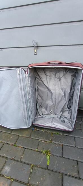 Duża solidna walizka na kółkach • 64×40×22 • świetny stan