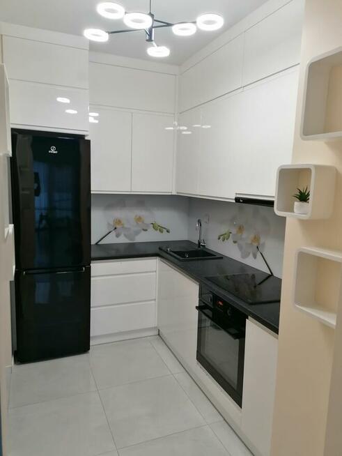 Przestronne mieszkanie, dobry punkt komunikacyjny, Praga Poł