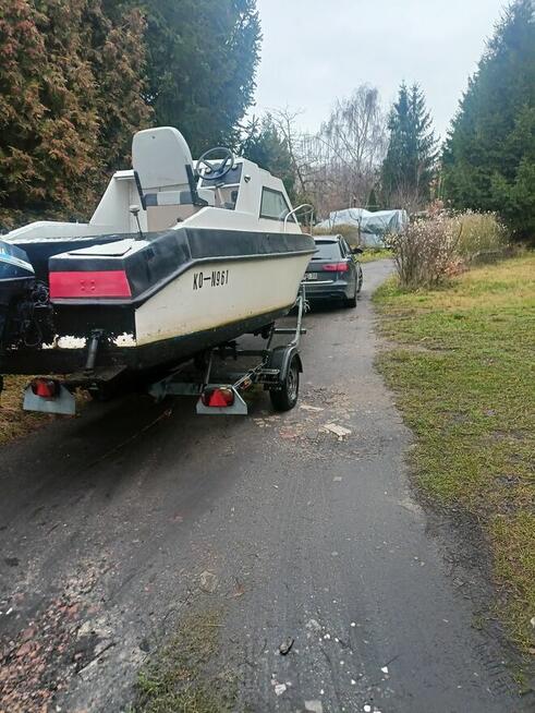 Fajną łódkę Sprzedam tanio.