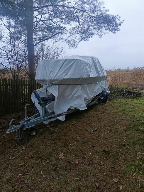 Fajną łódkę Sprzedam tanio.