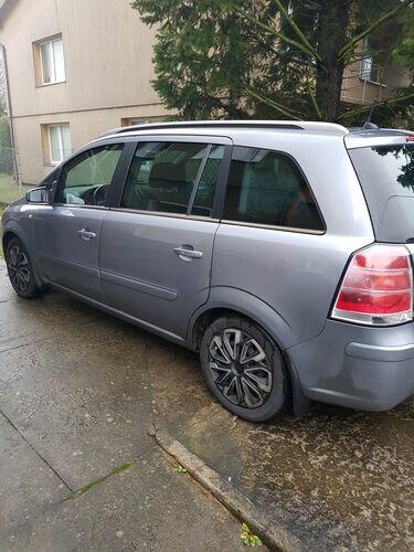 Opel Zafira B 1,8