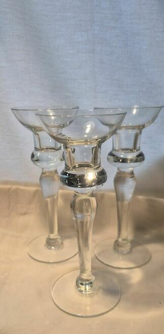 Świecznik szklany wysoki 21,5cm 3szt. elegancki