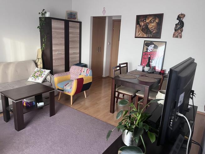 Słoneczne 2-pokojowe mieszkanie z parkingiem