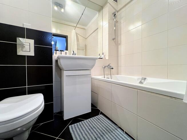 3 pokoje, dwa balkony, wolne od zaraz