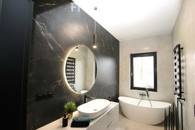 Nowoczesny dom parterowy z 2024 r