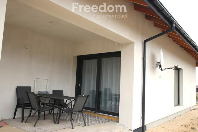 Nowoczesny dom parterowy z 2024 r