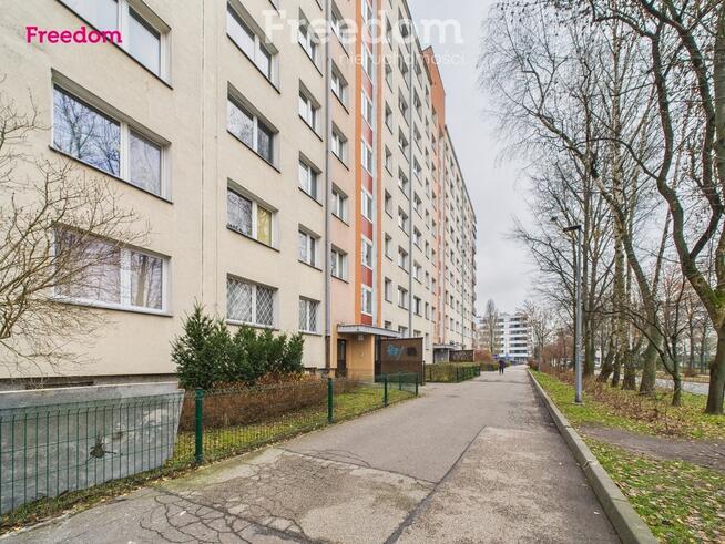 4 ustawne pokoje do remontu na Chomiczówce