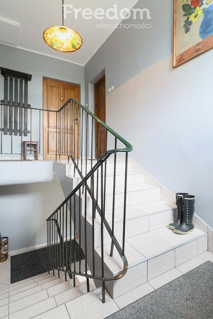 Na sprzedaż budynek po byłej szkole, murowany.