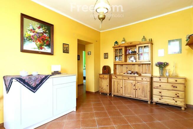 Na sprzedaż budynek po byłej szkole, murowany.