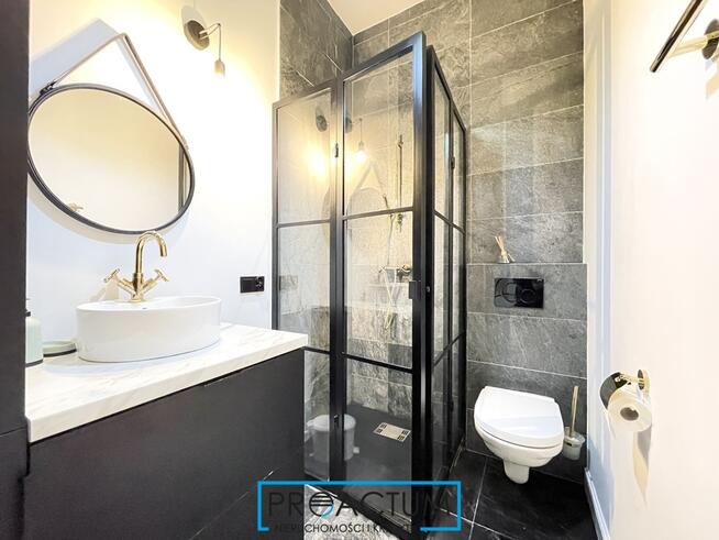 Mieszkanie w zabytkowej kamienicy-winda-balkon