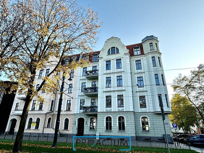 Mieszkanie w zabytkowej kamienicy-winda-balkon