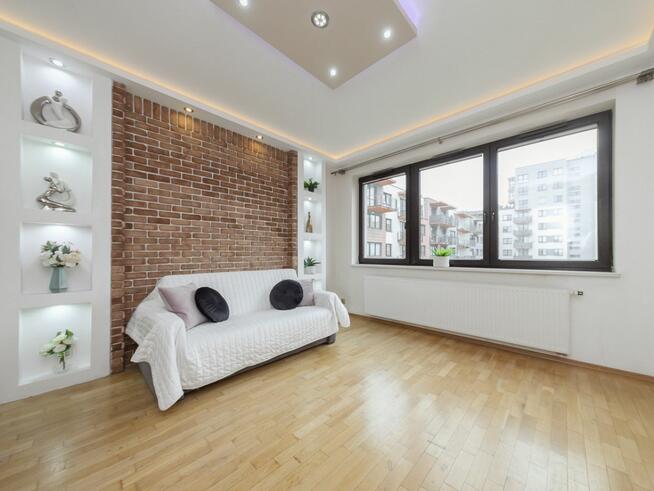 Mieszkanie Warszawa gm. Wola Wola, Symboliczna