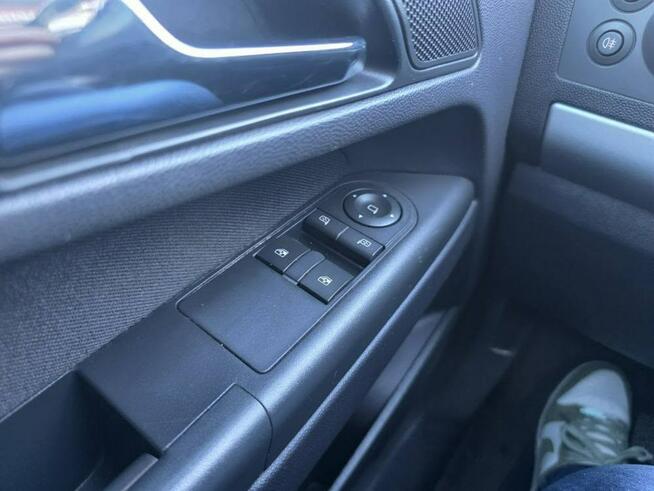 Opel Zafira 1.7 CDTI 111 KM, Klimatyzacja, Isofix, Dwa Klucze, Tempomat, Komputer