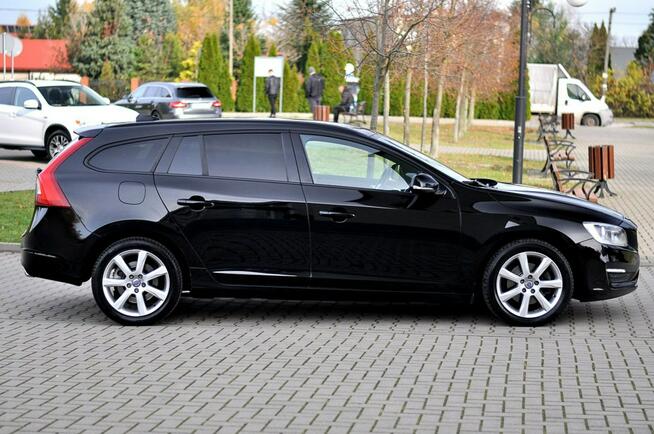 Volvo V60 Black Edition LiFt 2,0 D3 150Km Ledy Digital Navi Skóra Full Opcja