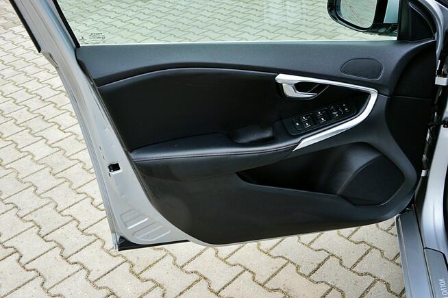 Volvo V40 LiFT Full Led Ocean Race Ledy Digital Skóra Klimatronik City Full