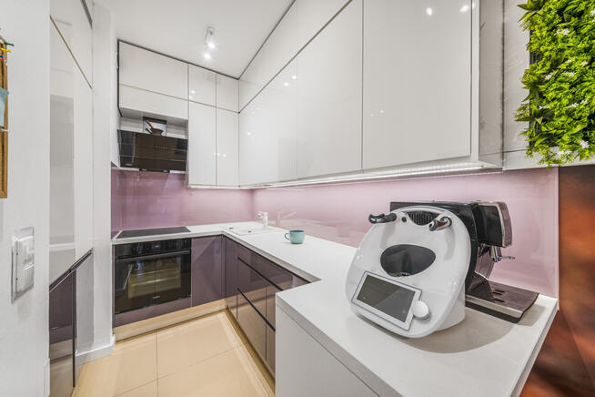 Wygodne dwa pokoje w ciszy i zieleni na Białołęce