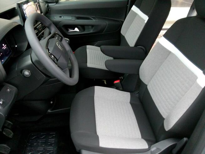 Citroen Berlingo MPV M 1.2 110 PLUS. Wyprzedaż. * Gwarancja na 4 lata lub 200 000 km!