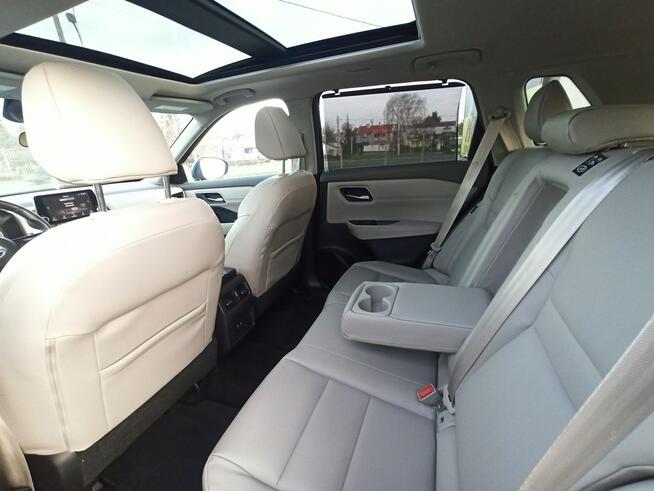 Nissan Rogue bogata opcja