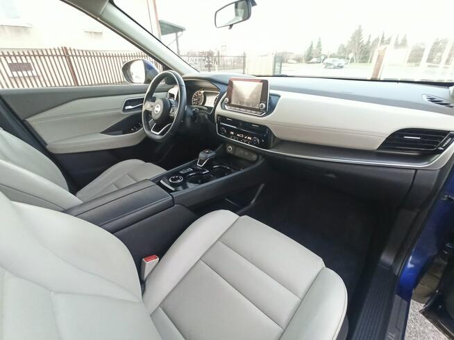 Nissan Rogue bogata opcja